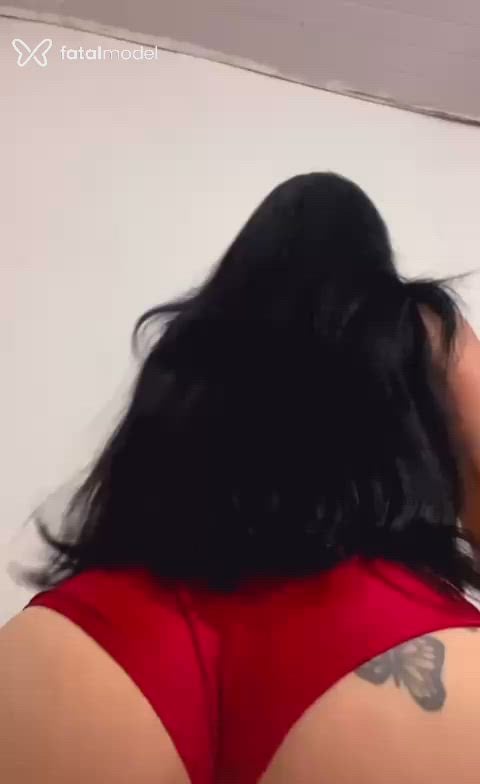 Acompanhante mulher trans morena (o) de olhos castanhos - Isa Santanna