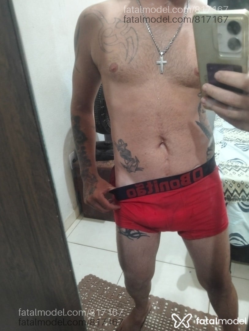 Acompanhante homem loira (o) de olhos verdes - Branquin