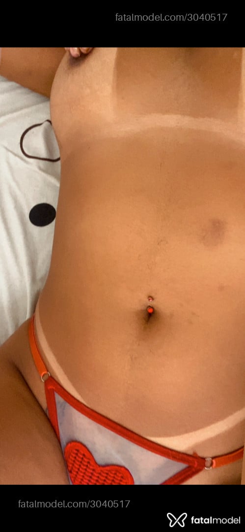 Acompanhante mulher morena (o) de olhos pretos - Geovana Hellen
