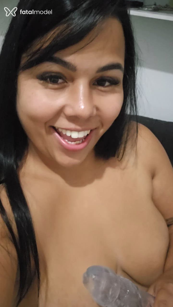 Acompanhante mulher morena (o) de olhos castanhos - Isabella Pluss