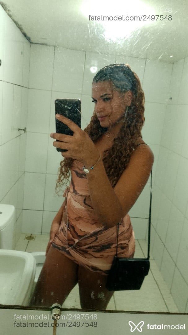 Acompanhante mulher trans morena (o) de olhos castanhos - Taunyribeiro Acompanhante mulher trans morena (o) de olhos castanhos - Taunyribeiro