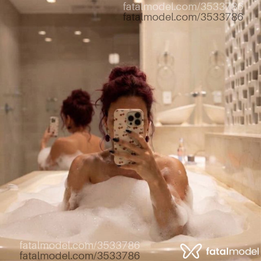 Acompanhante mulher ruiva (o) de olhos castanhos - Maddie Acompanhante mulher ruiva (o) de olhos castanhos - Maddie