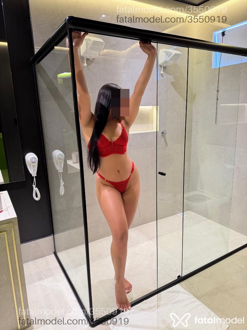 Acompanhante mulher morena (o) de olhos castanhos - Bruna Tavares