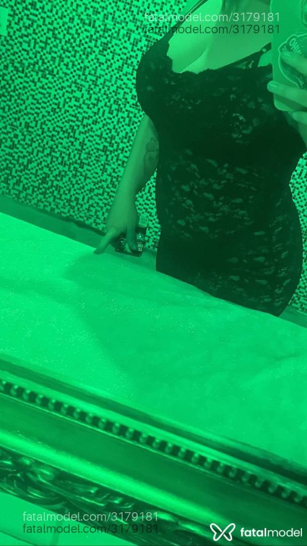 Acompanhante mulher morena (o) de olhos castanhos - Yohanna