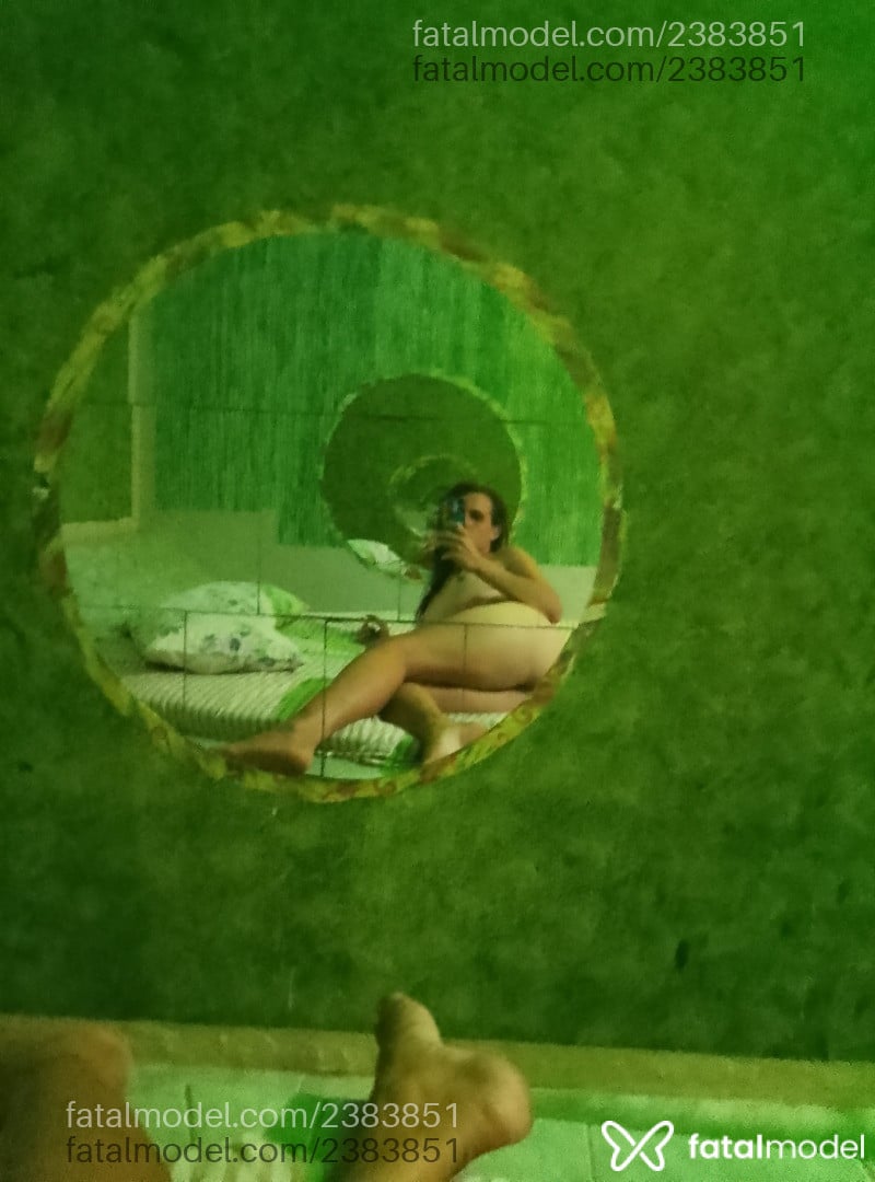 Acompanhante mulher trans morena (o) de olhos verdes - Bianca Ferraz