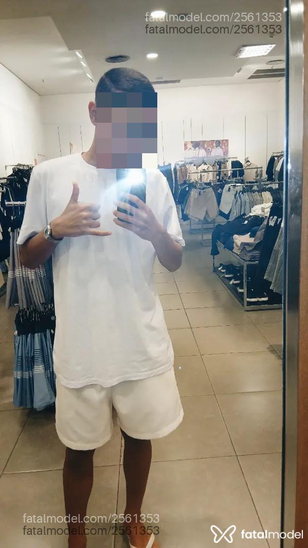 Acompanhante homem com cabelo castanho de olhos castanhos - Jadson