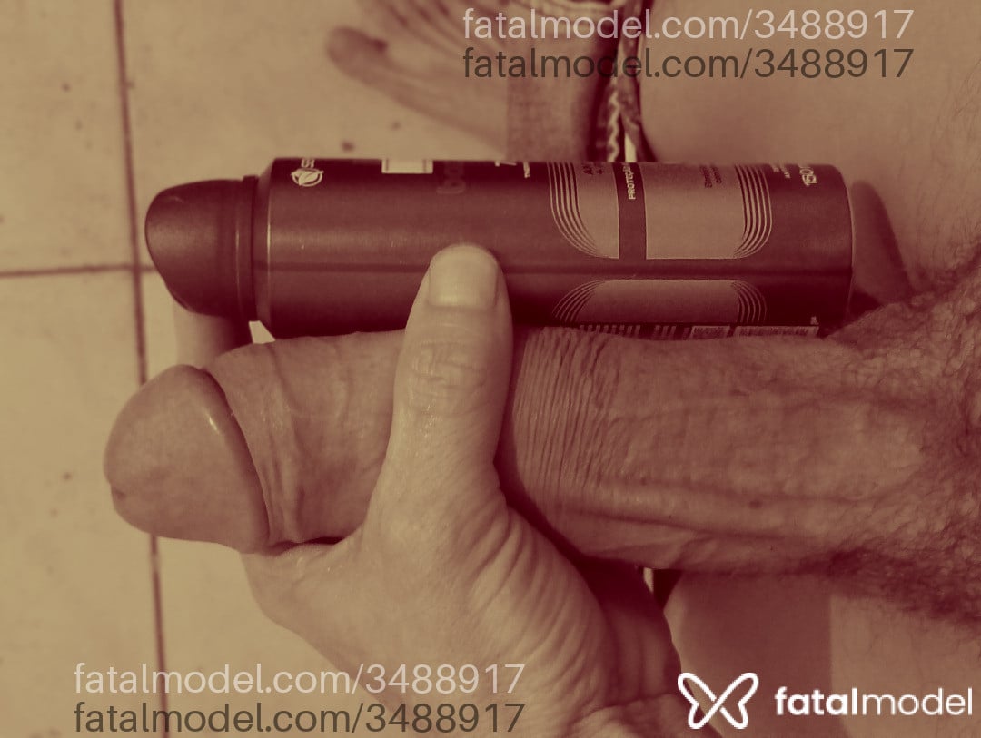 Acompanhante homem com cabelo castanho de olhos castanhos - Domruan Acompanhante homem com cabelo castanho de olhos castanhos - Domruan