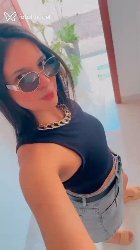 Acompanhante mulher morena (o) de olhos castanhos - Nanih