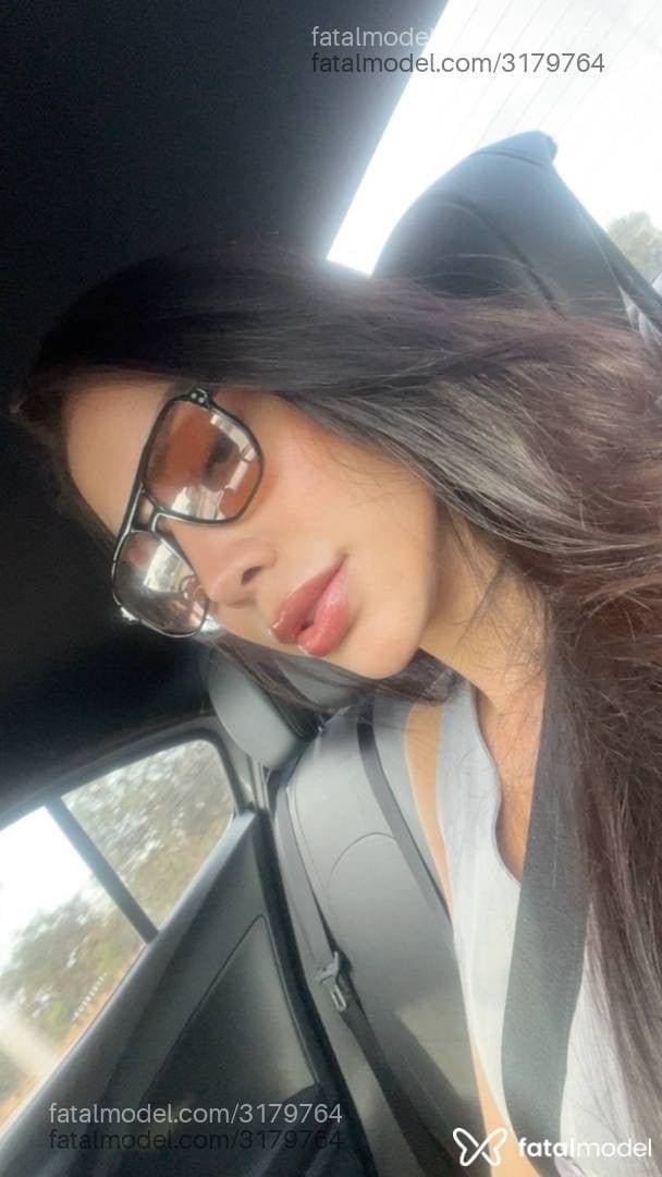 Acompanhante mulher morena (o) de olhos castanhos em Brasília - Karen