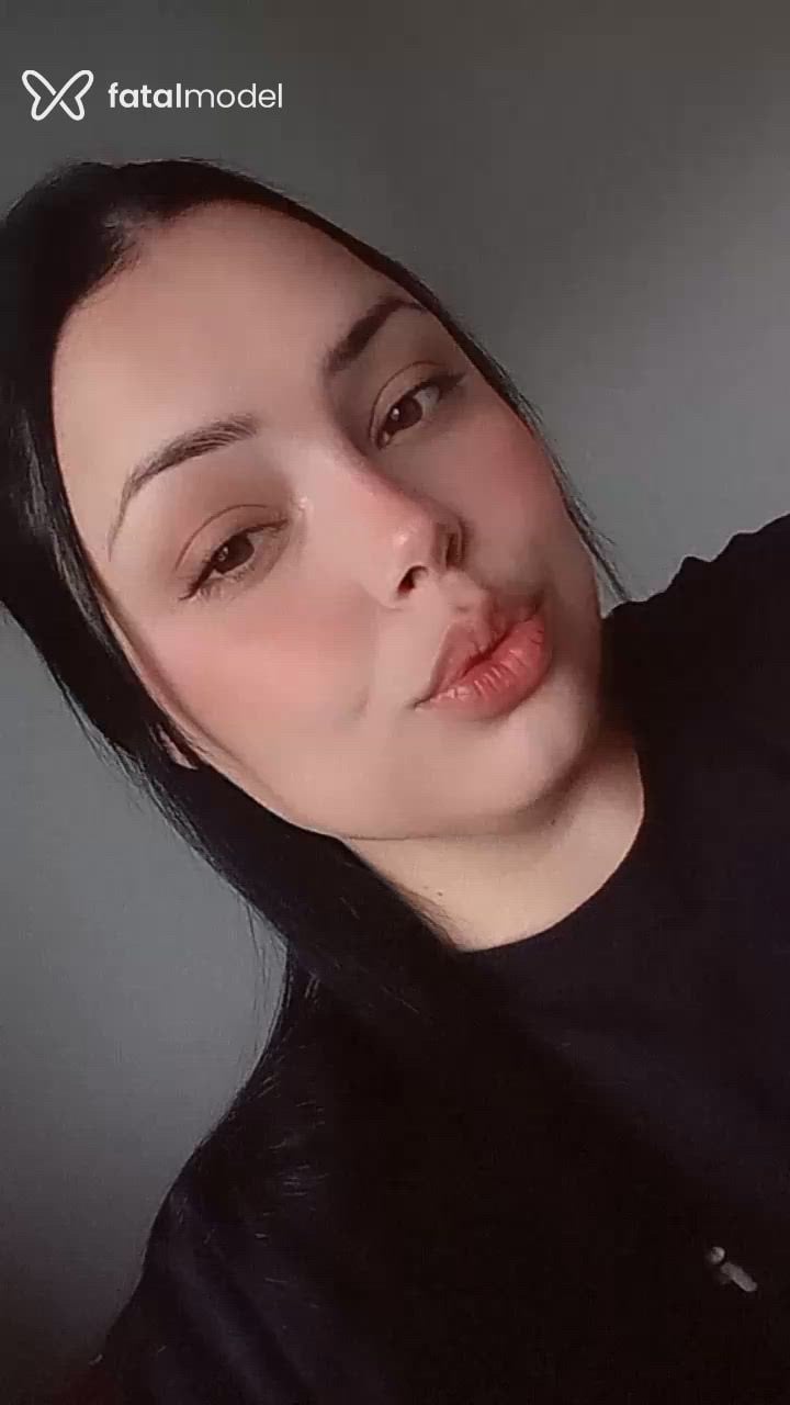 Acompanhante mulher morena (o) de olhos castanhos - Stellapeituda Acompanhante mulher morena (o) de olhos castanhos - Stellapeituda
