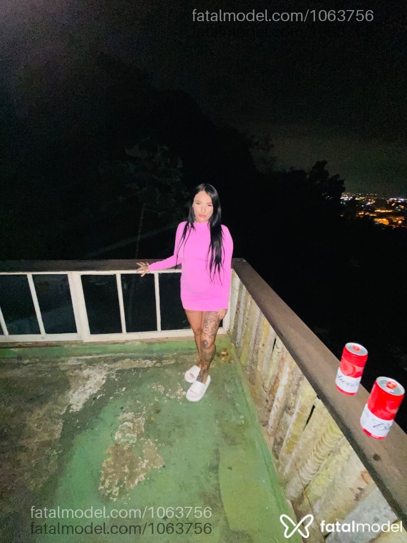Acompanhante mulher morena (o) de olhos castanhos - Novinhamidia