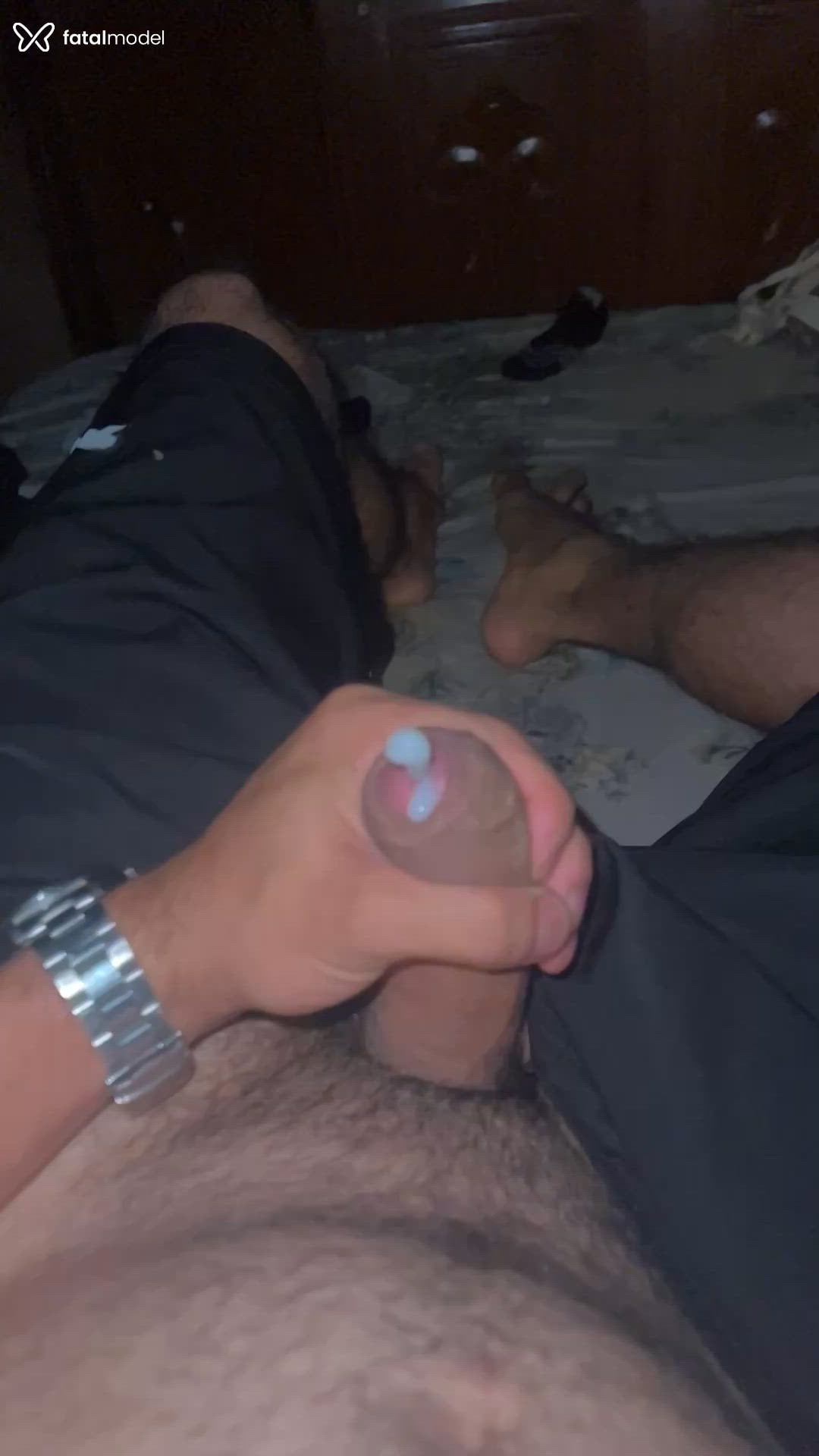 Acompanhante homem com cabelo castanho de olhos pretos - Thiago Pierres Acompanhante homem com cabelo castanho de olhos pretos - Thiago Pierres