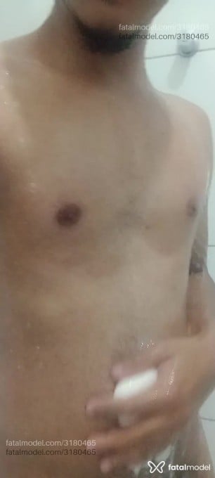 Acompanhante homem morena (o) de olhos pretos em Belo Horizonte Acompanhante homem morena (o) de olhos pretos em Belo Horizonte - Harry
