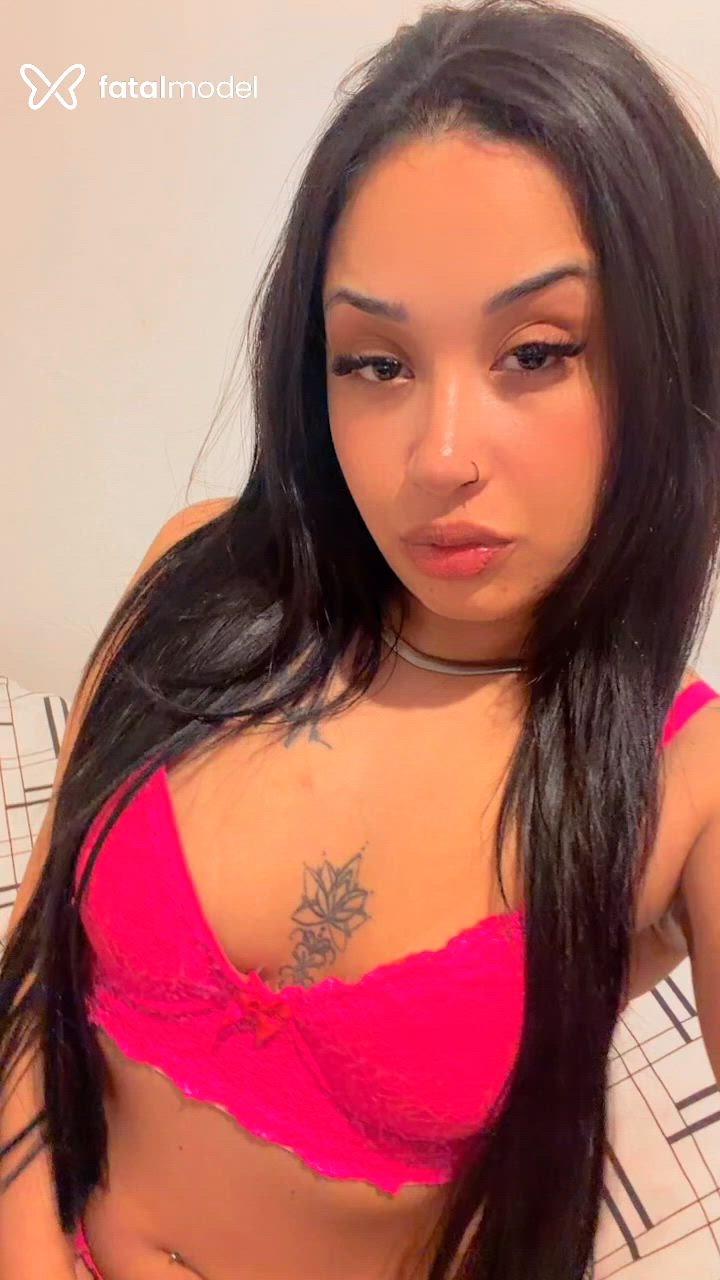 Acompanhante mulher morena (o) de olhos pretos - Pamela Morais Acompanhante mulher morena (o) de olhos pretos - Pamela Morais