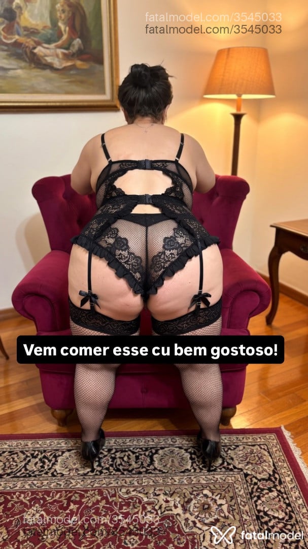 Acompanhante mulher morena (o) de olhos pretos - Candy