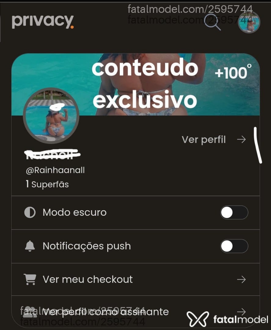 Acompanhante mulher com cabelo castanho de olhos castanhos - Rainhaanal