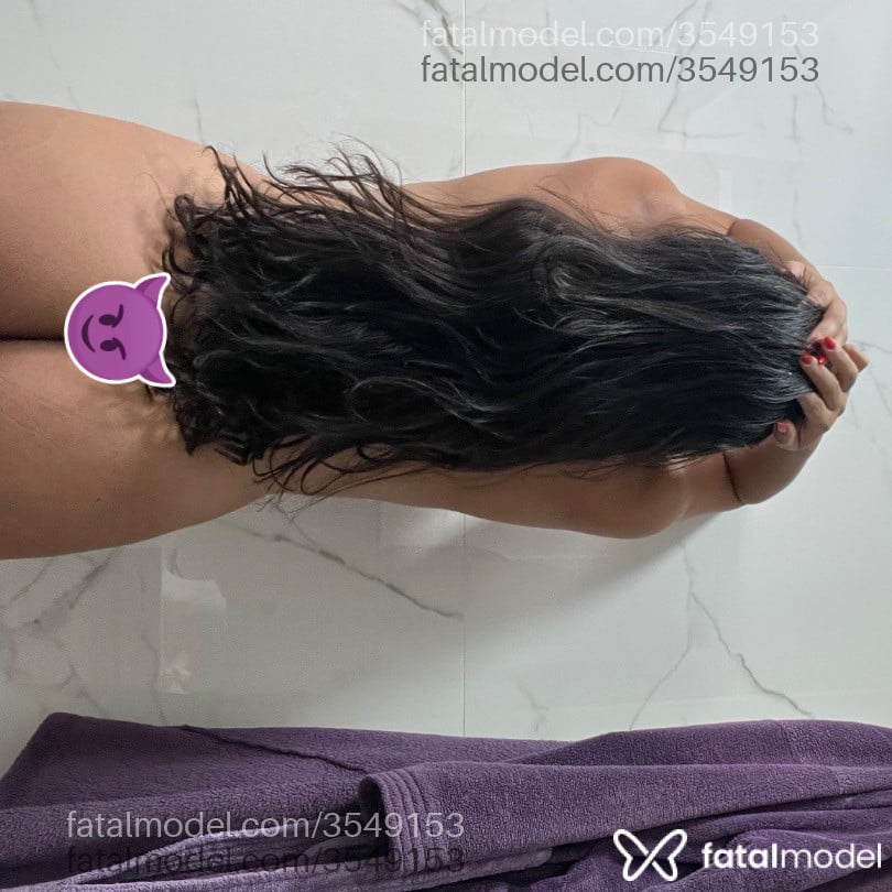 Acompanhante mulher morena (o) de olhos pretos - Amora Acompanhante mulher morena (o) de olhos pretos - Amora