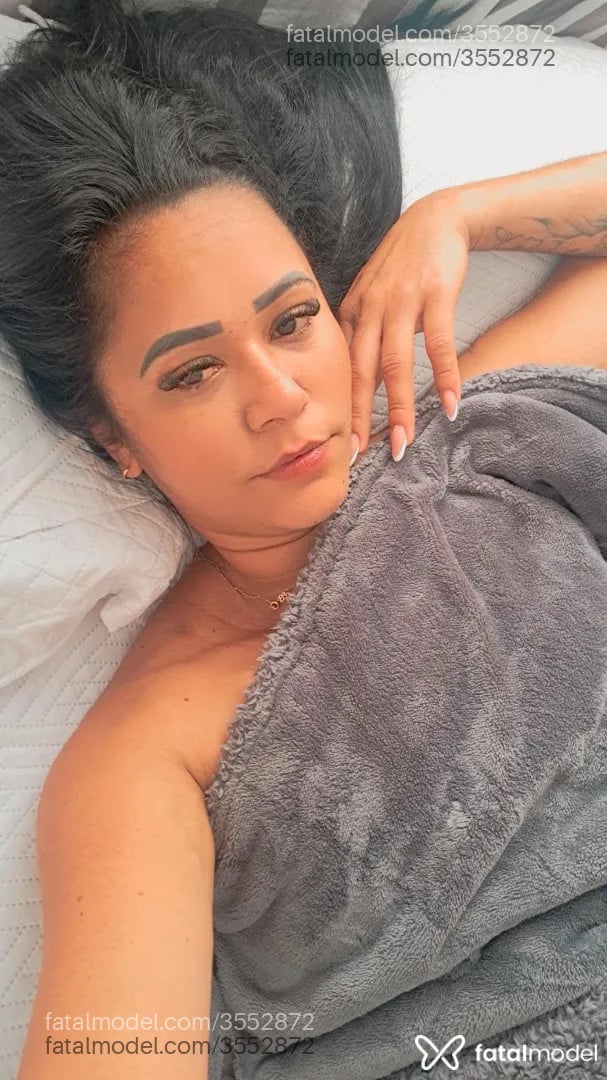 Acompanhante mulher morena (o) de olhos castanhos - Paulinhaa Acompanhante mulher morena (o) de olhos castanhos - Paulinhaa