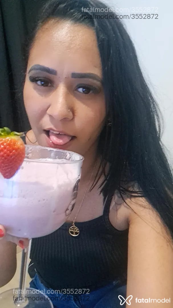 Acompanhante mulher morena (o) de olhos castanhos - Paulinhaa Acompanhante mulher morena (o) de olhos castanhos - Paulinhaa