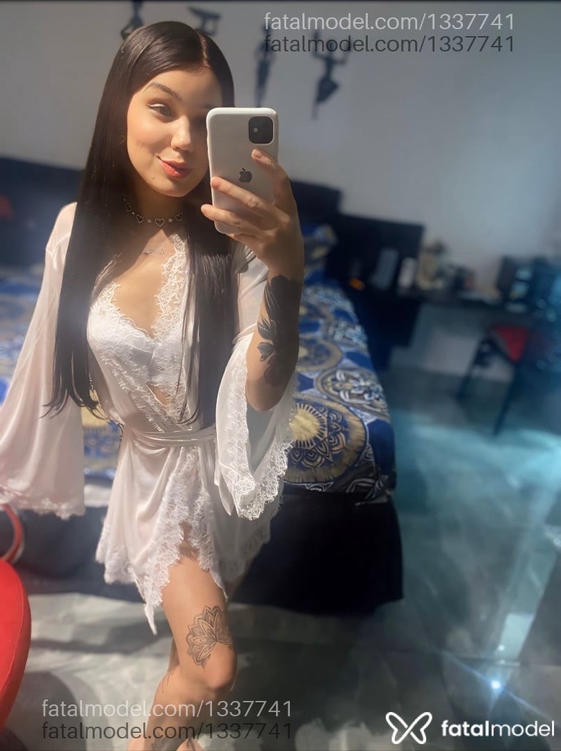 Acompanhante mulher com cabelo castanho de olhos castanhos - Bianca