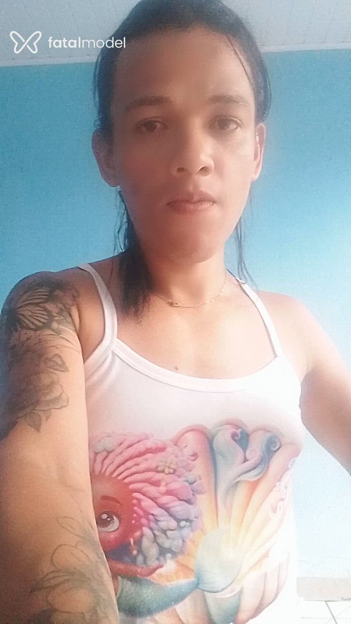 Acompanhante mulher trans morena (o) de olhos castanhos - Naomi Sofi