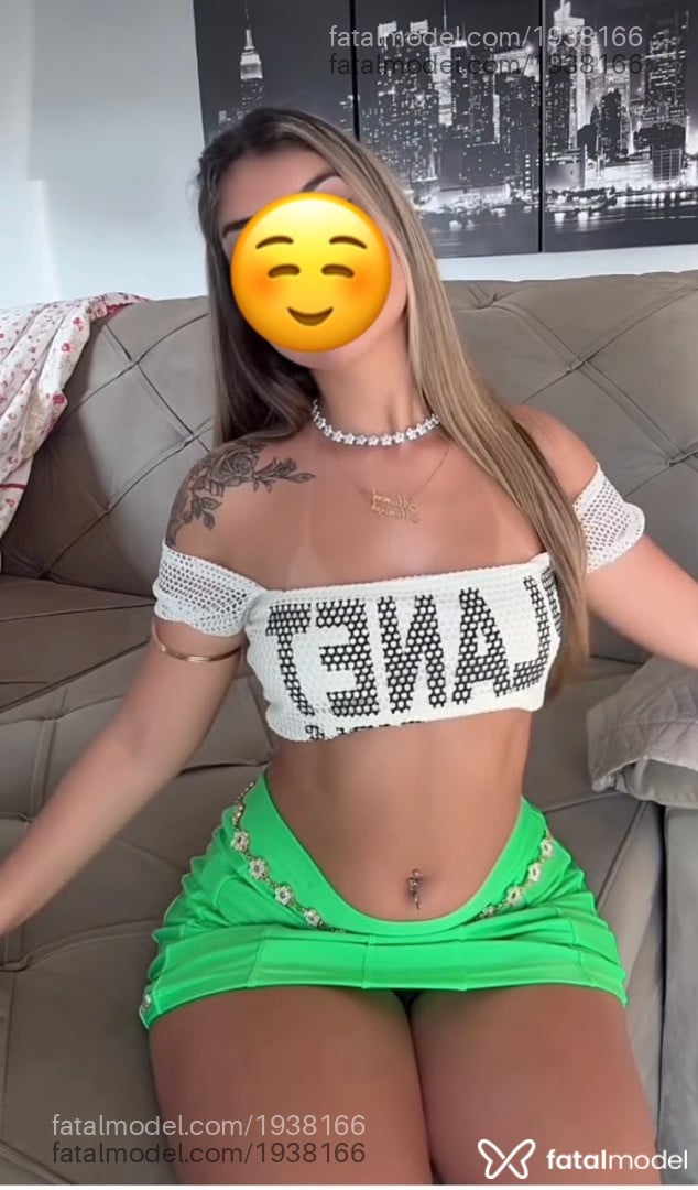 Acompanhante mulher com cabelo castanho de olhos castanhos - Gabriella Acompanhante mulher com cabelo castanho de olhos castanhos - Gabriella