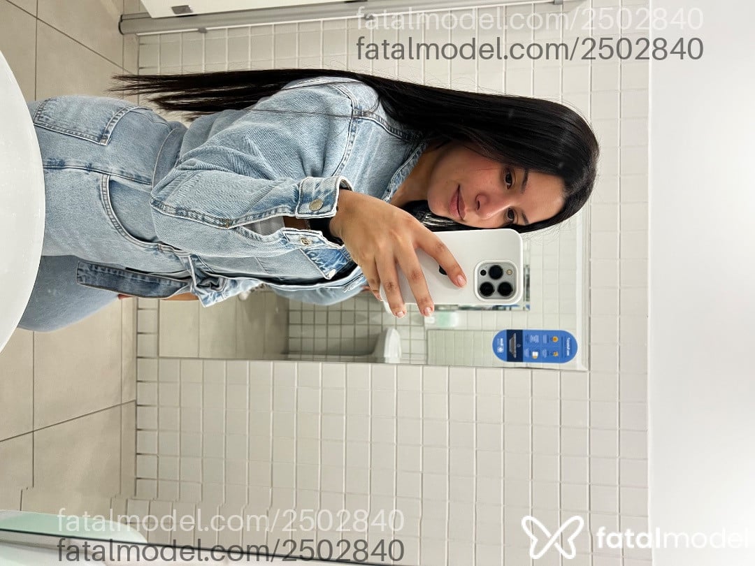 Acompanhante mulher morena (o) de olhos castanhos - Mariana