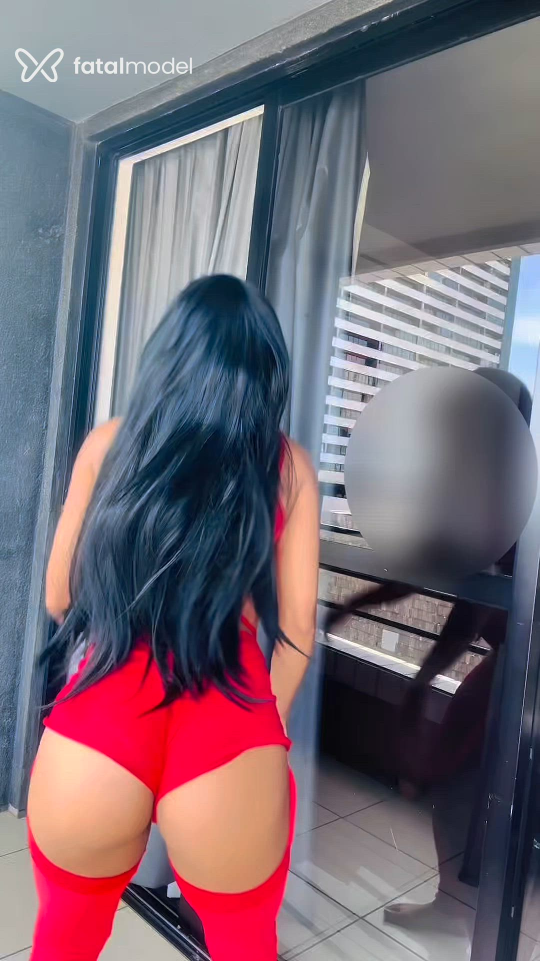 Acompanhante mulher morena (o) de olhos castanhos - Nicole Monteiro