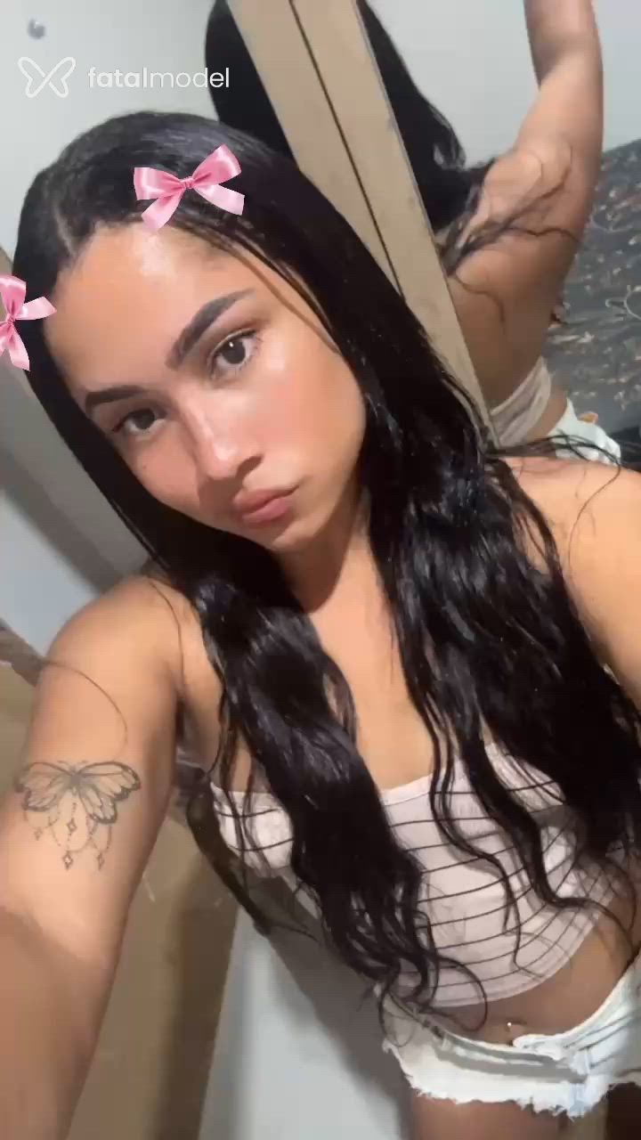 Acompanhante mulher trans morena (o) de olhos pretos - Larissah duart