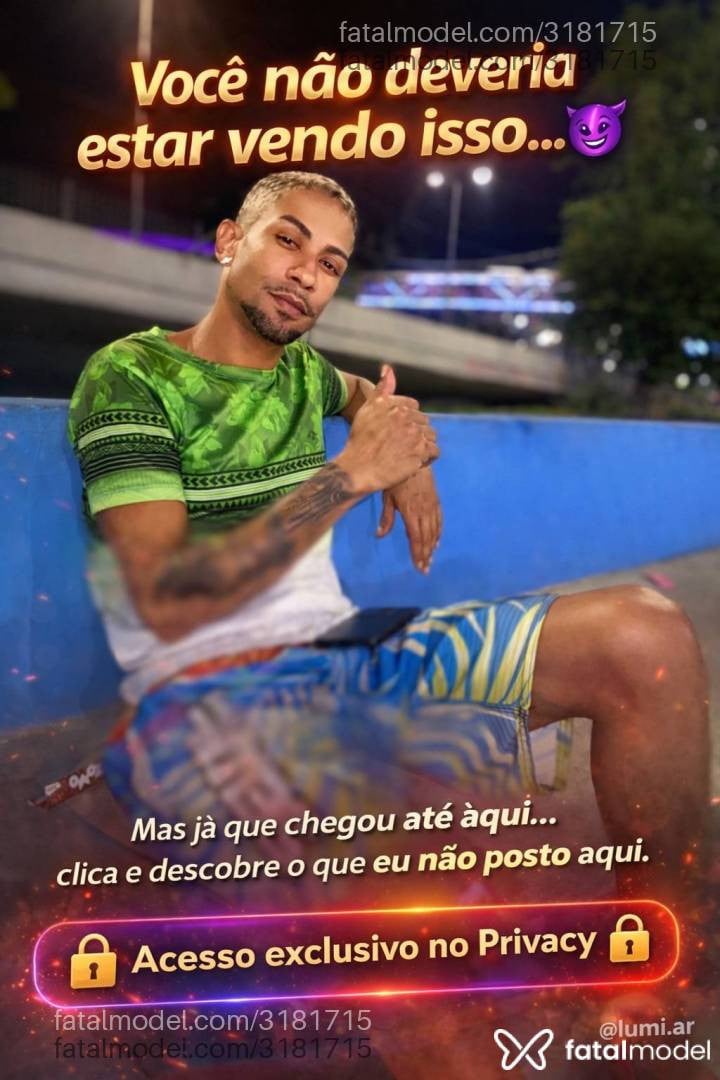 Acompanhante homem com cabelo castanho de olhos castanhos em Virtual Acompanhante homem com cabelo castanho de olhos castanhos em Virtual - Binhobraz