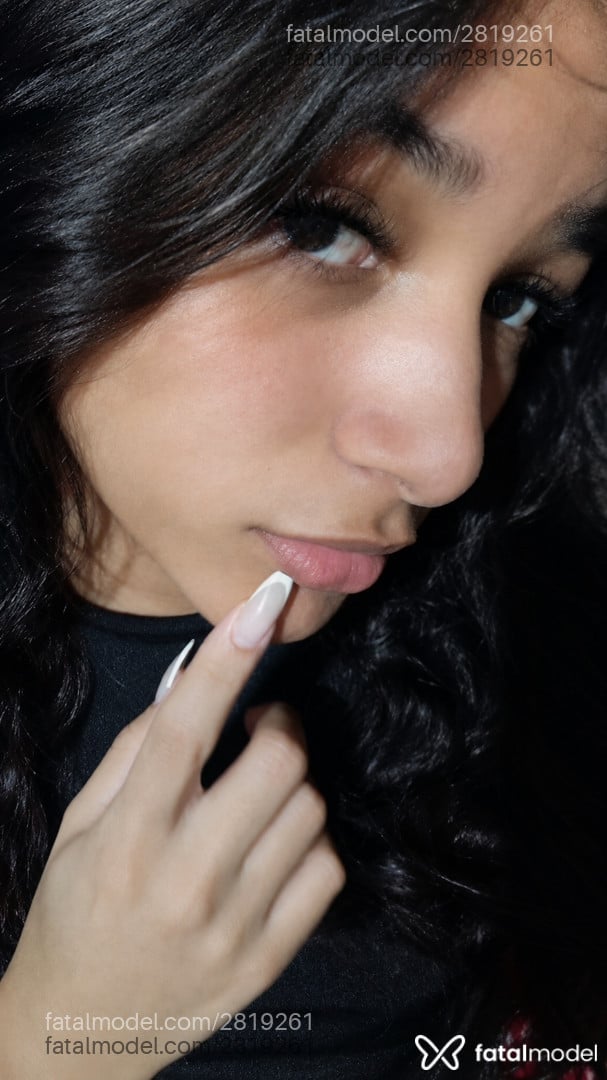 Acompanhante mulher trans morena (o) de olhos castanhos - Melissa Haylla
