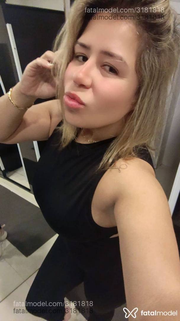 Acompanhante mulher loira (o) de olhos castanhos em Capão da Canoa - Roalves