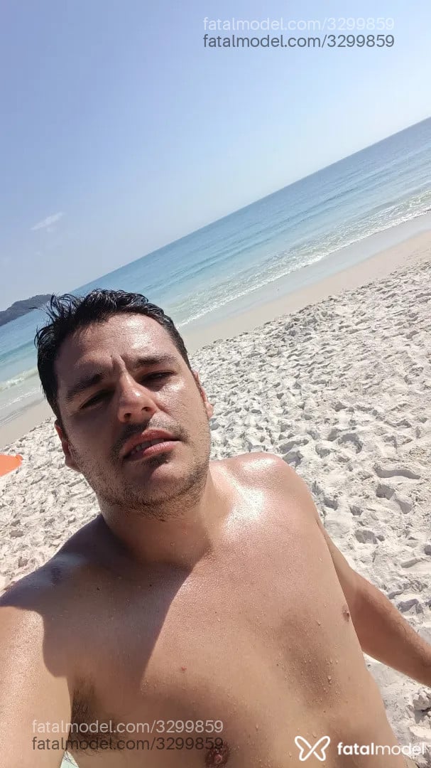 Acompanhante homem morena (o) de olhos castanhos - Kleber