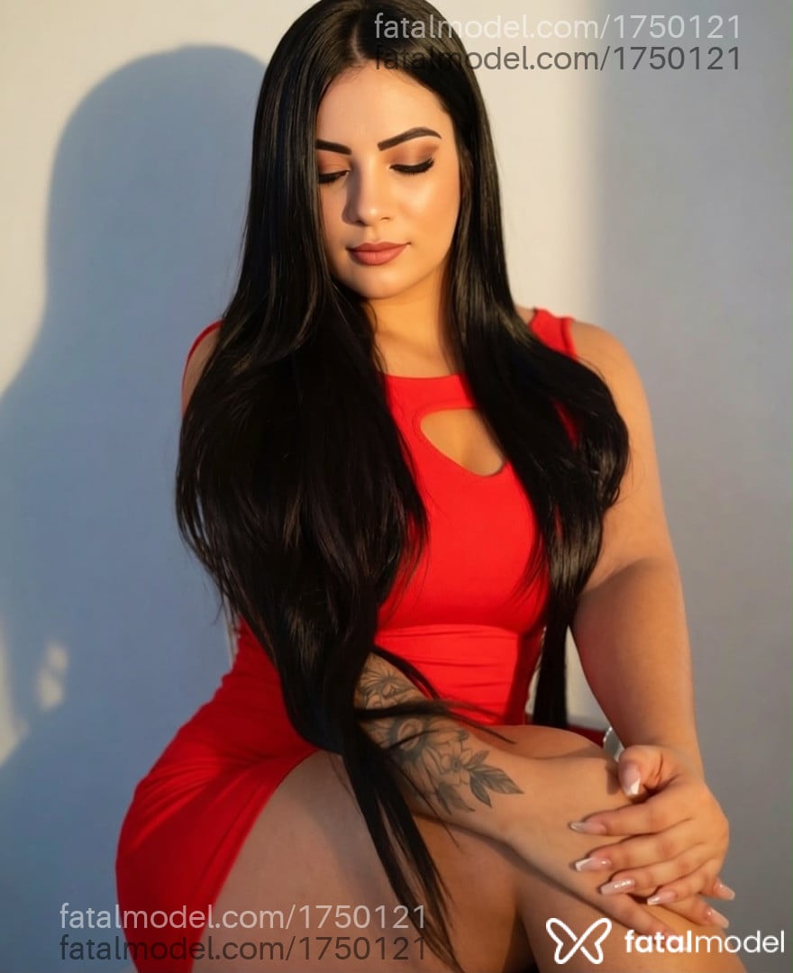 Acompanhante mulher morena (o) de olhos castanhos - Júlia Ferreira