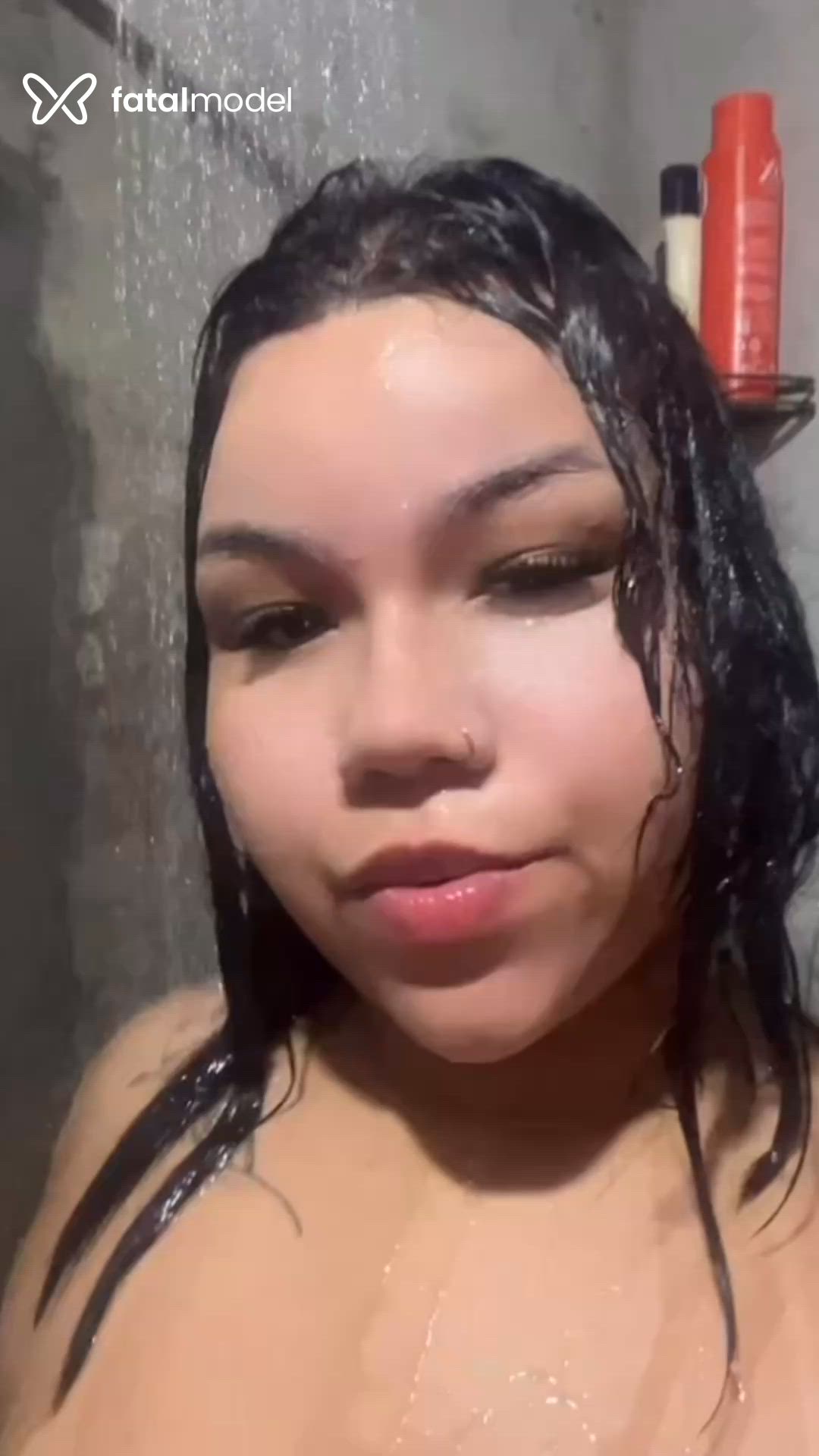 Acompanhante mulher morena (o) de olhos castanhos - Sther Fanny