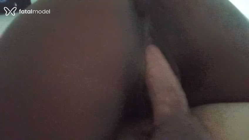 Acompanhante mulher morena (o) de olhos pretos - Jenliee Acompanhante mulher morena (o) de olhos pretos - Jenliee
