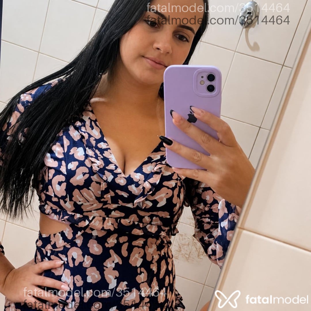 Acompanhante mulher morena (o) de olhos castanhos - Gleicyanne