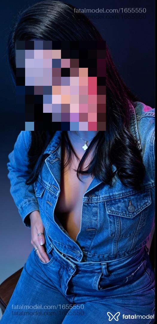 Acompanhante mulher com cabelo castanho de olhos castanhos - Olivia