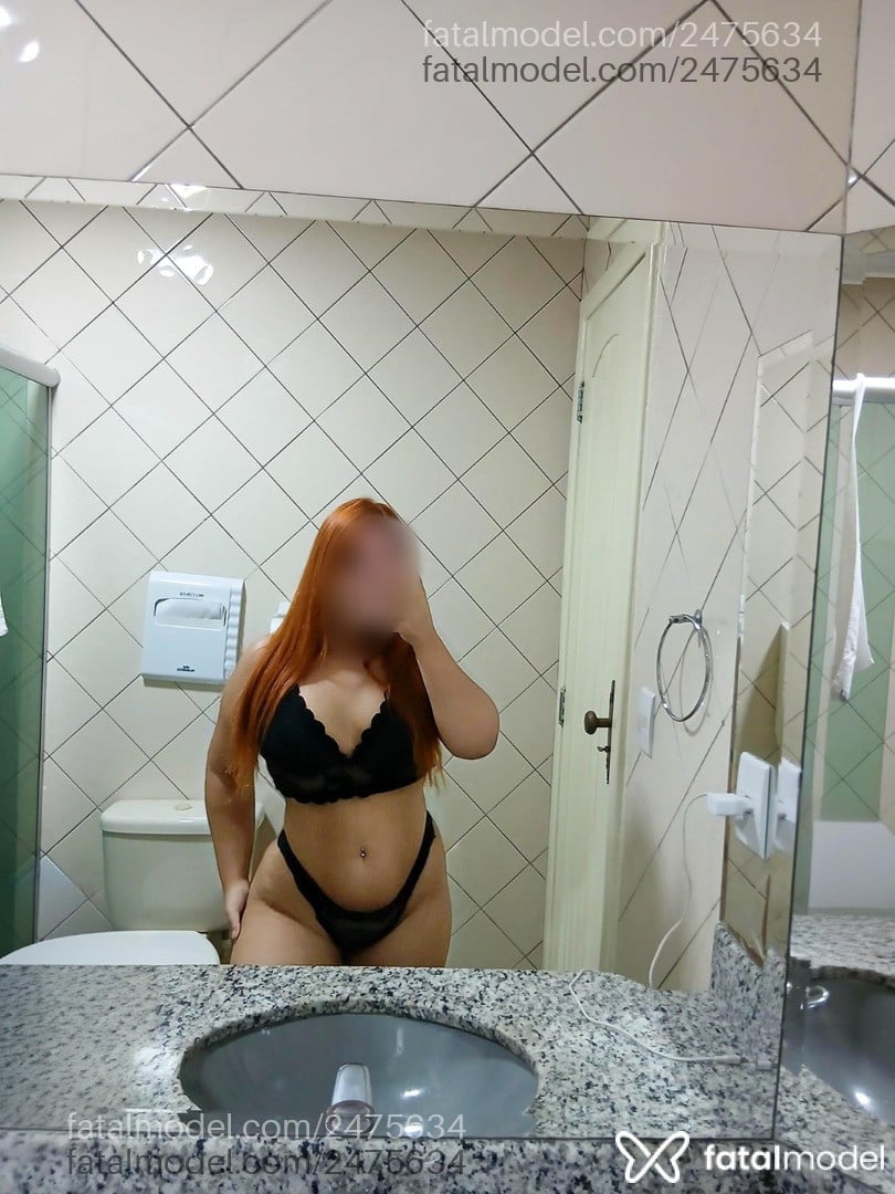 Acompanhante mulher ruiva (o) de olhos castanhos - Maitê Vianna