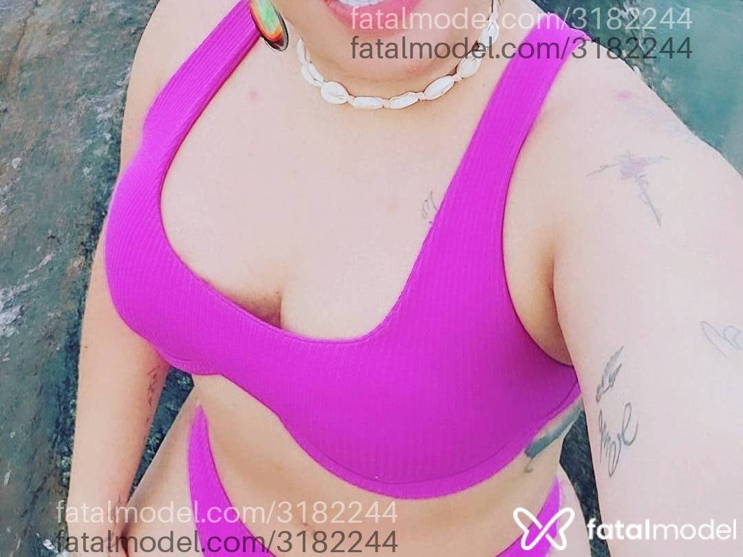Acompanhante mulher morena (o) de olhos castanhos - Emanuelly