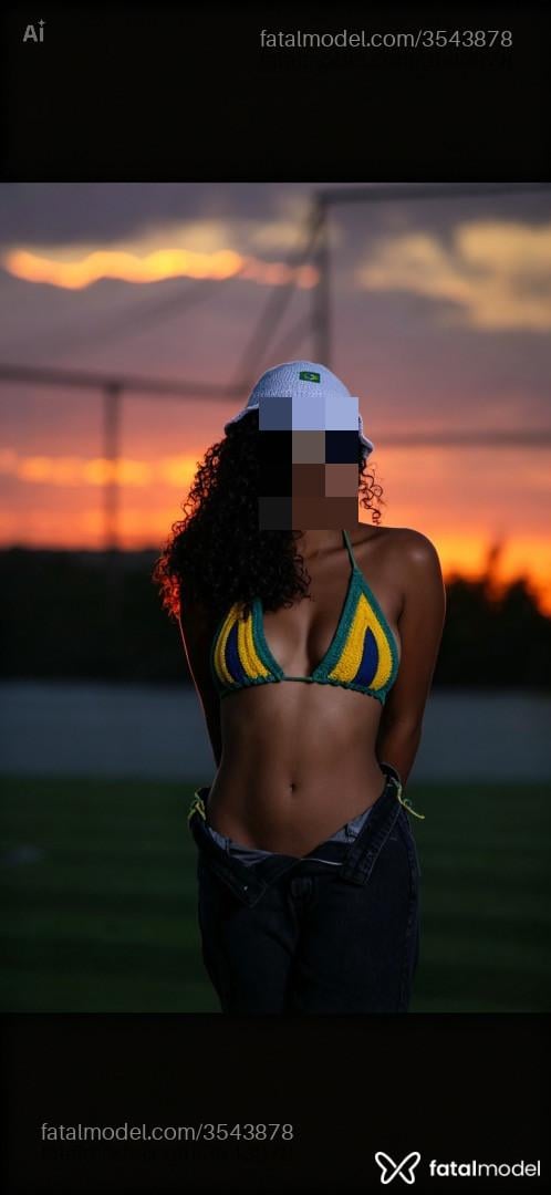 Acompanhante mulher com cabelo castanho de olhos castanhos - Cacheadaaa
