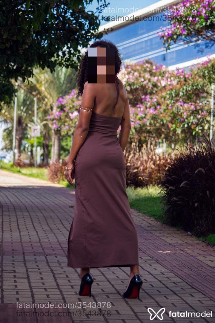 Acompanhante mulher com cabelo castanho de olhos castanhos - Cacheadaaa