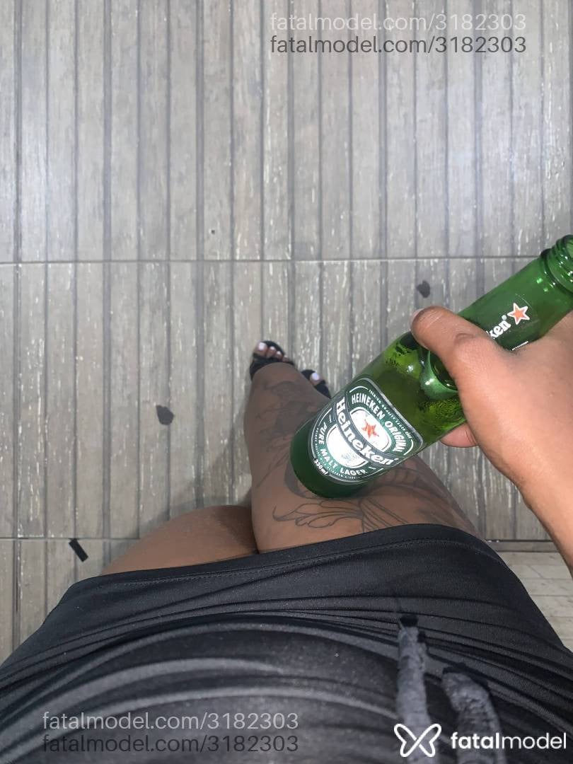 Acompanhante mulher morena (o) de olhos castanhos - Cacau
