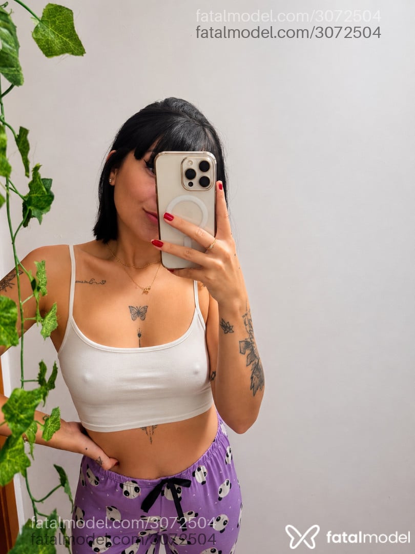 Acompanhante mulher morena (o) de olhos mel - Amanda
