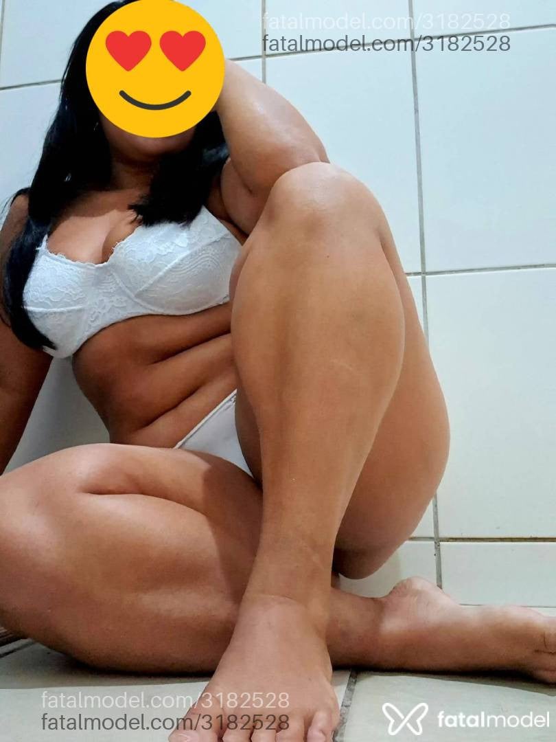 Acompanhante mulher morena (o) de olhos pretos em Linhares - Nina