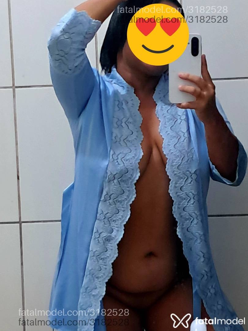 Acompanhante mulher morena (o) de olhos pretos em Linhares - Nina