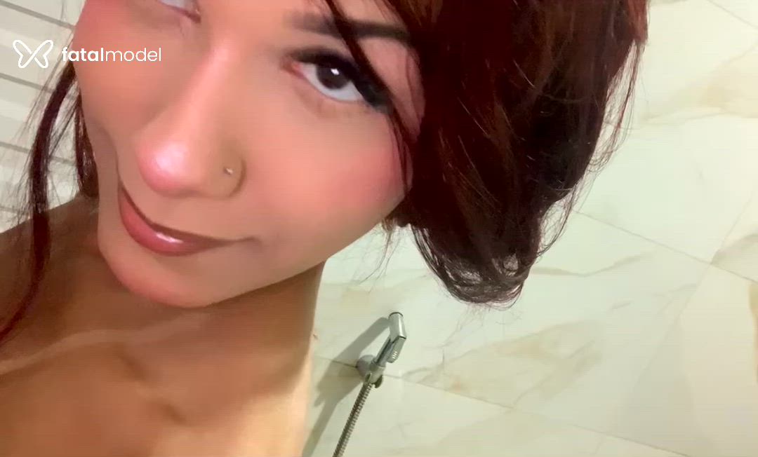 Acompanhante mulher trans morena (o) de olhos pretos - Aghata Nicole