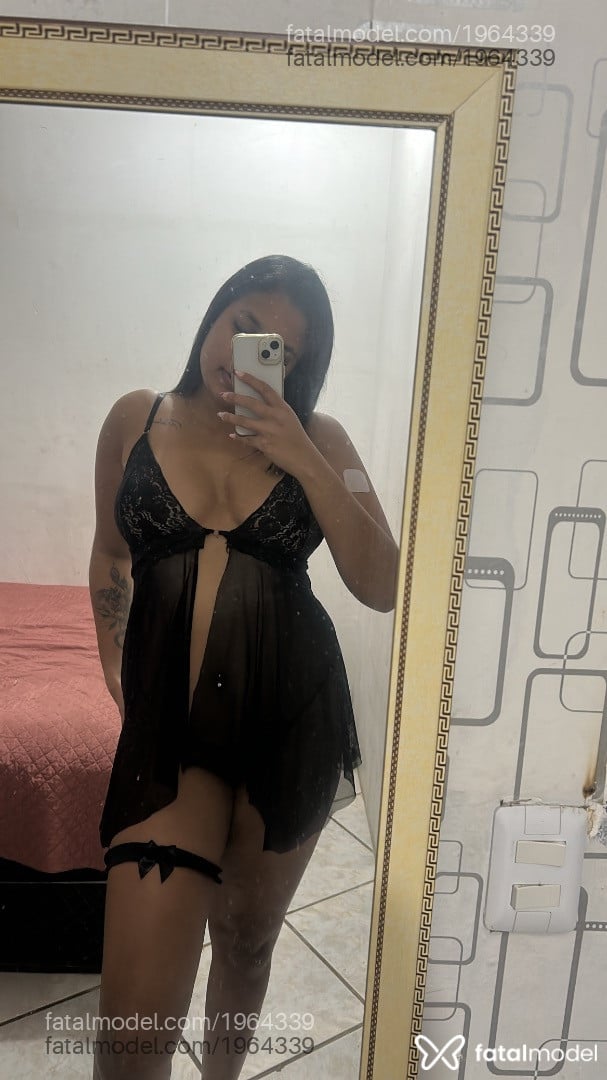 Acompanhante mulher morena (o) de olhos castanhos - Giovanna