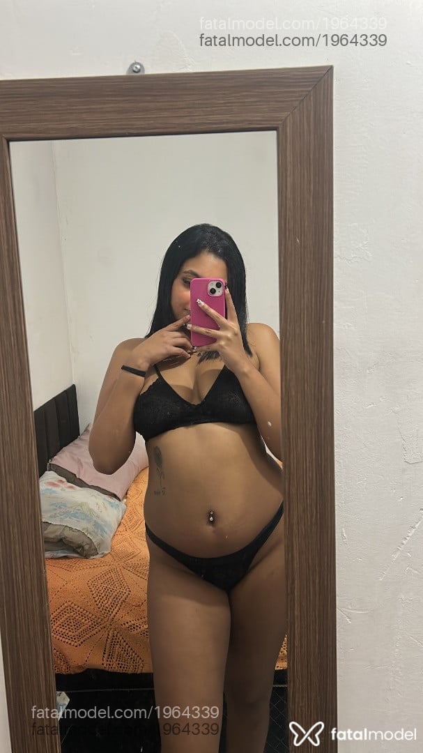 Acompanhante mulher morena (o) de olhos castanhos - Giovanna