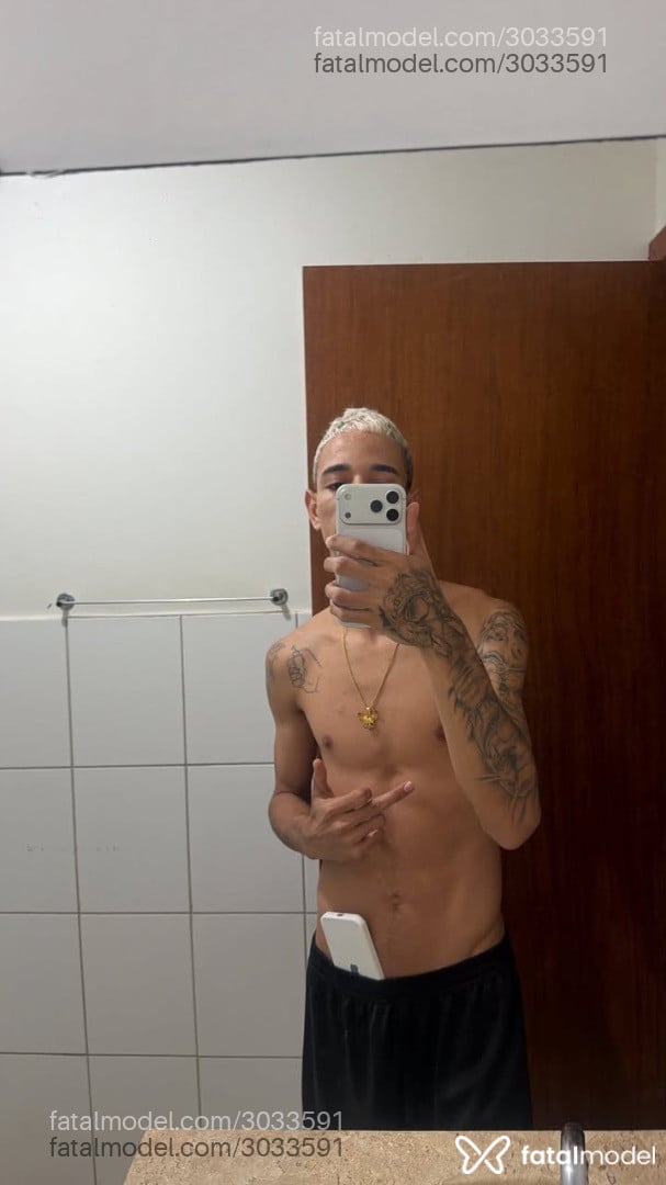 Acompanhante homem morena (o) de olhos pretos - Gabriel